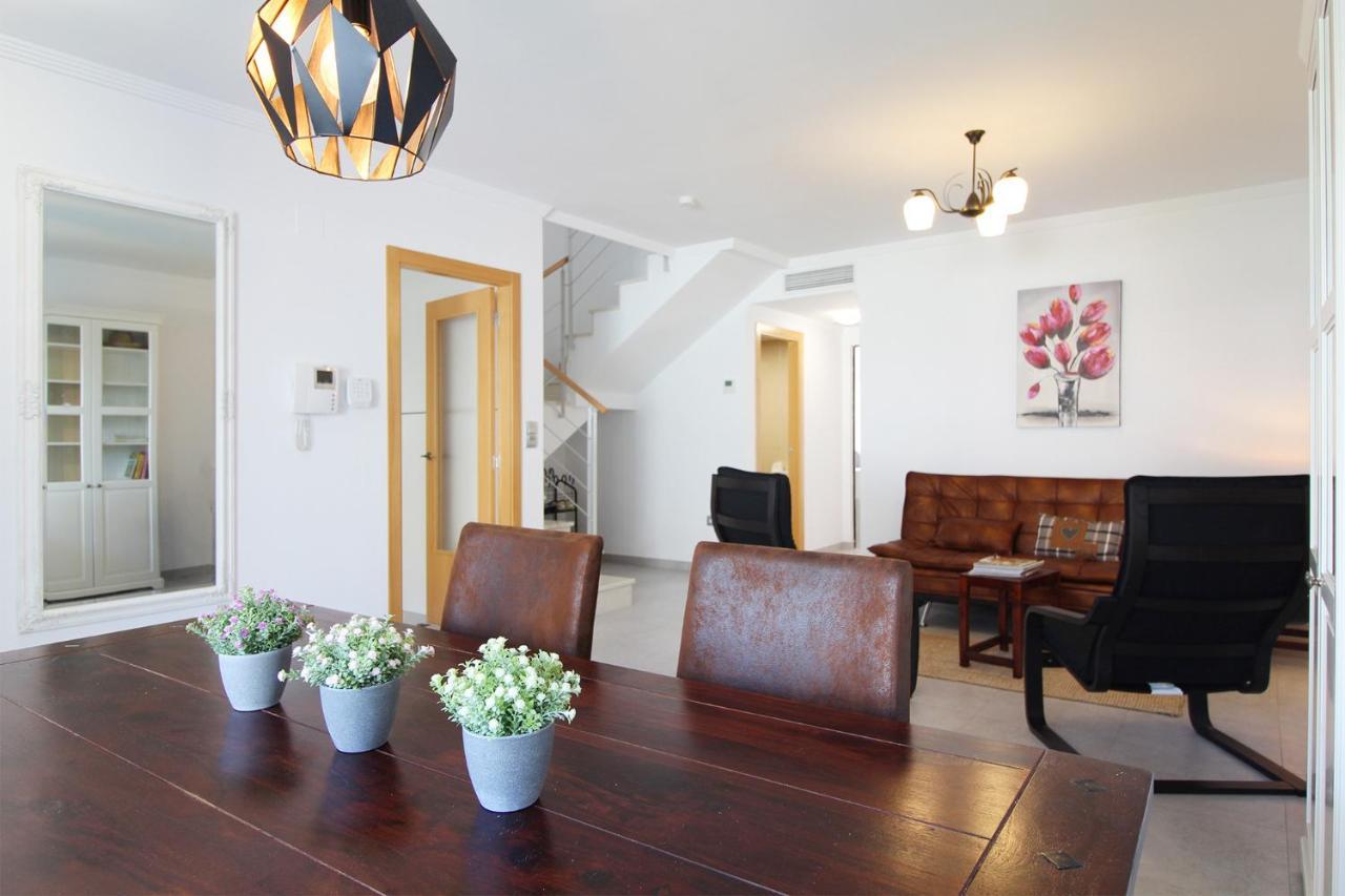 Vila Global Properties, Bonito Adosado Con Jardin En La Playa De Almarda Sagunto Exteriér fotografie