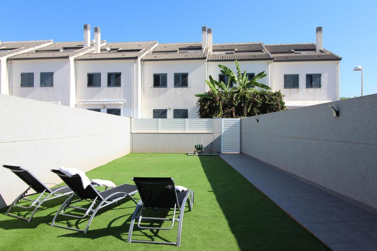 Vila Global Properties, Bonito Adosado Con Jardin En La Playa De Almarda Sagunto Exteriér fotografie